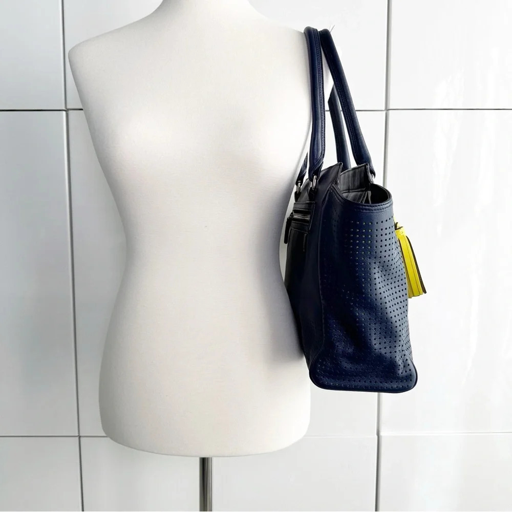 COACH Y2K Legacy Carryall Tote Navy Blue Citrine Perforated Shoulder Bag 22390 - Picture 3 of 15